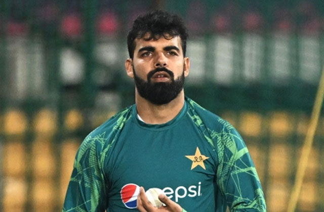 2023_10image_15_32_465126899shadab-khan