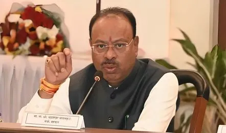 Chandrashekhar-Bawankule-in-action-mode_V_jpg--442x260-4g