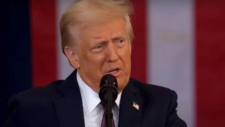 american-president-donald-trump-bbc-apologises77