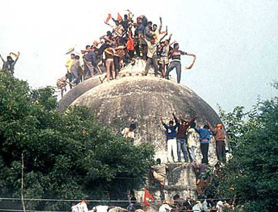 babri-demolition6_555_041917020316
