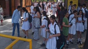 school-bomb-thread-1722577837