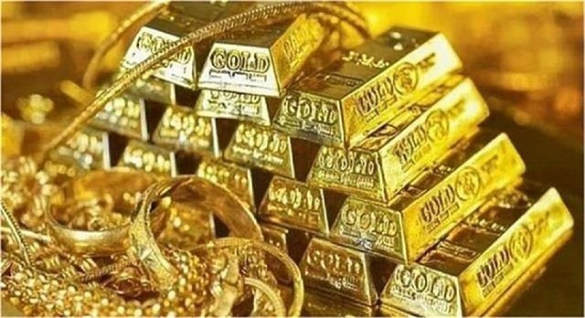 2025_10image_10_38_025232274gold