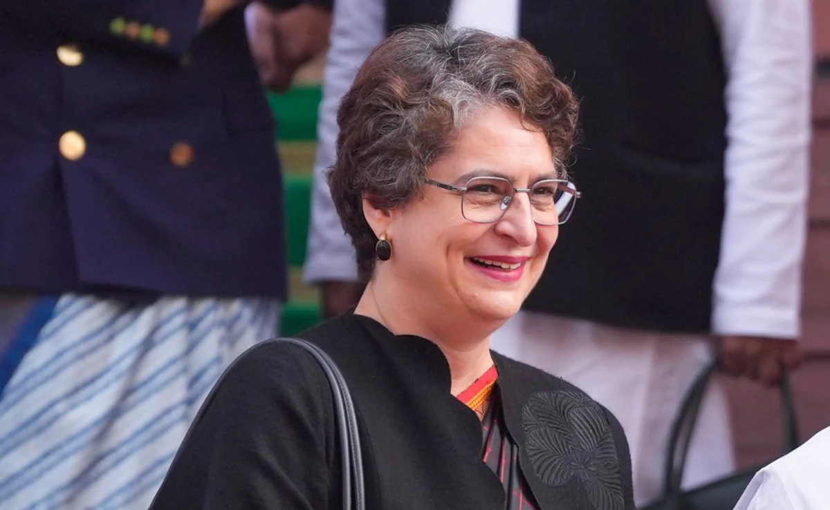 an9gi8ag_priyanka-gandhi_625x300_23_December_25