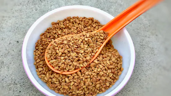 pbd5j6qg_methi-fenugreek-seeds_625x300_06_April_23