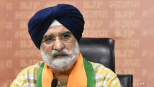 rd8ou7hc_former-us-envoy-taranjit-singh-sandhu-joins-bjp-ani_625x300_19_March_24